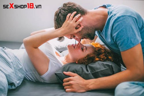 Chuyện ấy là gì? Cặp đôi có nên làm “chuyện ấy” lúc mới yêu 2 Chuyện ấy là gì? Lợi ích khi làm chuyện ấy theo tần suất hợp lý