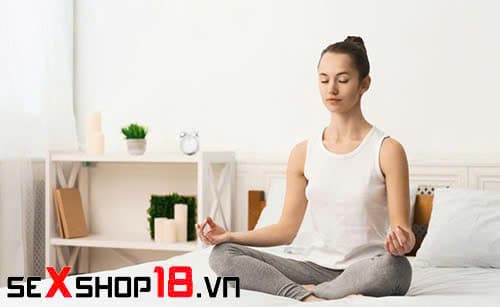 Phụ nữ nhịn chuyện ấy được bao lâu? Sự thật từ góc nhìn y khoa 4 Phụ nữ nhịn chuyện ấy được bao lâu và cách cải thiện sinh lý bằng ngồi thiền