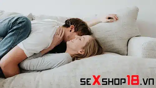 Dry Humping là gì? Vì sao nhiều người thích “quan hệ khô”? 2 Quan hệ kiểu Dry Humping là gì?