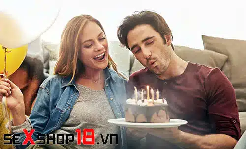 Tuyển tập 60+ lời chúc mừng sinh nhật chồng siêu lãng mạn 2 Những câu chúc mừng sinh nhật chồng cực hài hước