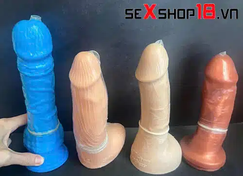 Có nên dùng bao cao su cho dương vật giả khi tự sướng không? 6 Có nên dùng bao cao su cho dương vật giả hay không