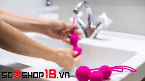 Những lỗi phổ biến khi lần đầu dùng sextoy cần tránh 4 Những lỗi phổ biến khi lần đầu dùng sextoy cần tránh