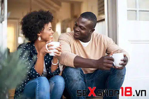 15 Dấu hiệu anh ấy yêu nghiêm túc và muốn gắn bó với bạn 6 Dấu hiệu anh ấy yêu nghiêm túc trong mối quan hệ