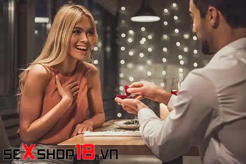 15 Dấu hiệu anh ấy yêu nghiêm túc và muốn gắn bó với bạn 2 Dấu hiệu anh ấy yêu nghiêm túc và chân thành